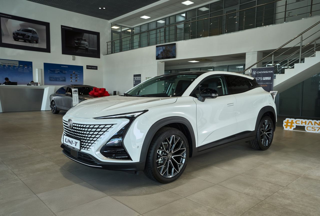 Changan UNI-T 1.5T DCT Tech 25MY НЕТ СПЕЦИФИКАЦИИ Changan UNI-T 1.5T DCT Tech 25MY НЕТ СПЕЦИФИКАЦИИ