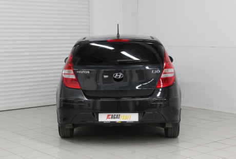 Hyundai i30 2010 года с пробегом 199 856 км, фото 8