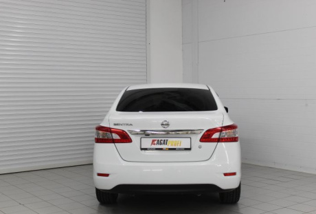 Nissan Sentra 2014 года с пробегом 188 581 км, фото 6