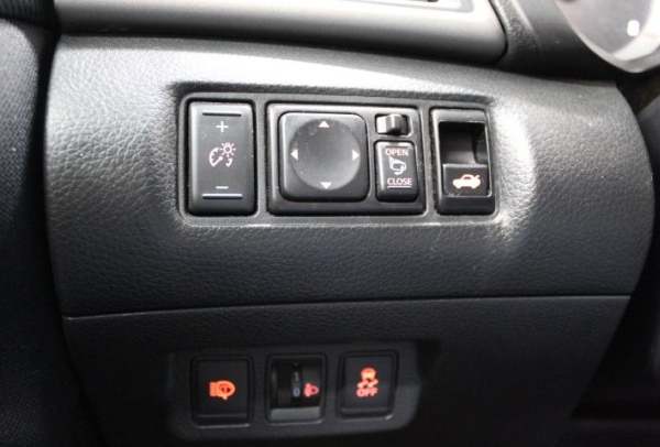 Nissan Sentra 2014 года с пробегом 188 581 км, фото 25